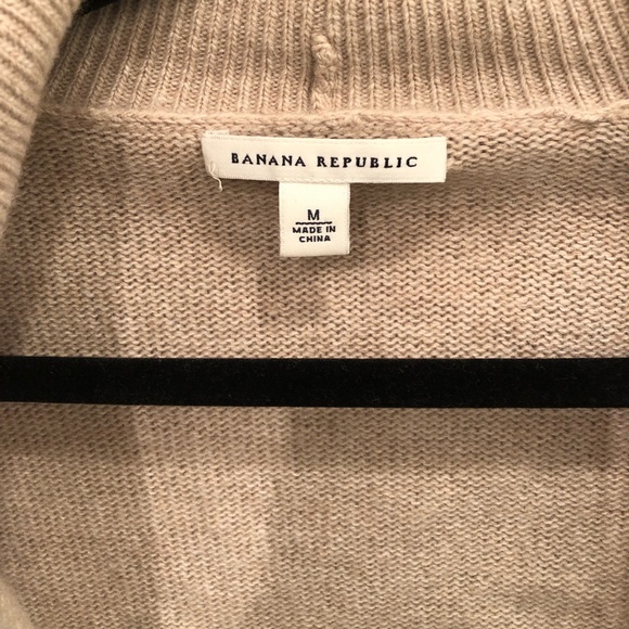 ❌LAST DAY❌Banana Republic Sweater - Picture 2 of 4